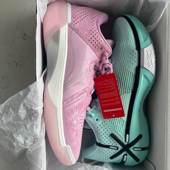 Way of wade shoes mix match size 10 mens (brand new) - Picture 2 of 8